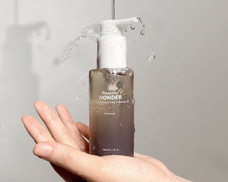 Haruharu Wonder Black Rice Cleansing Oil 150ml: olio detergente profondo con Riso Nero per una pelle pulita e idratata. Vegan e cruelty-free.