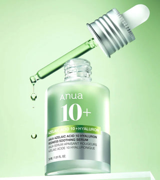 Acido Ialuronico, Pantenolo e Aloe per un'idratazione profonda e duratura.