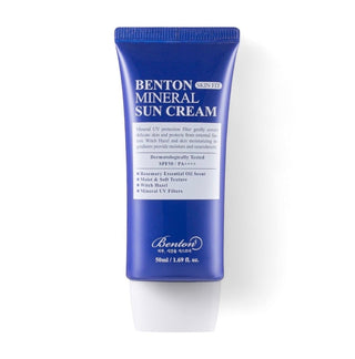 Crema solare minerale Benton con SPF50+ e PA++++. Protezione avanzata dai raggi UV per una pelle sana e luminosa.