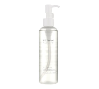 Elimina fondotinta, eyeliner e SPF senza irritare né seccare.
