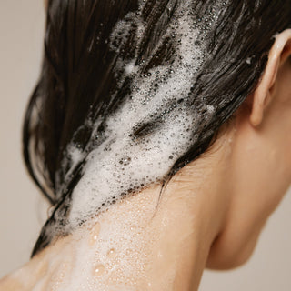 Ingredienti dello shampoo Aromatica Quinoa Protein quinoa quattro proteine vegetali cinque peptidi ceramide e oli vegetali